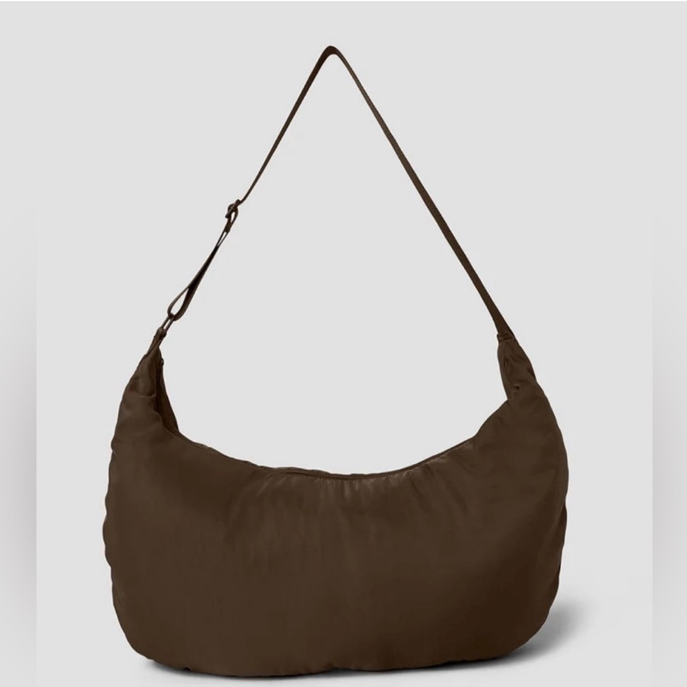 Elegant Brown Shoulder Bag